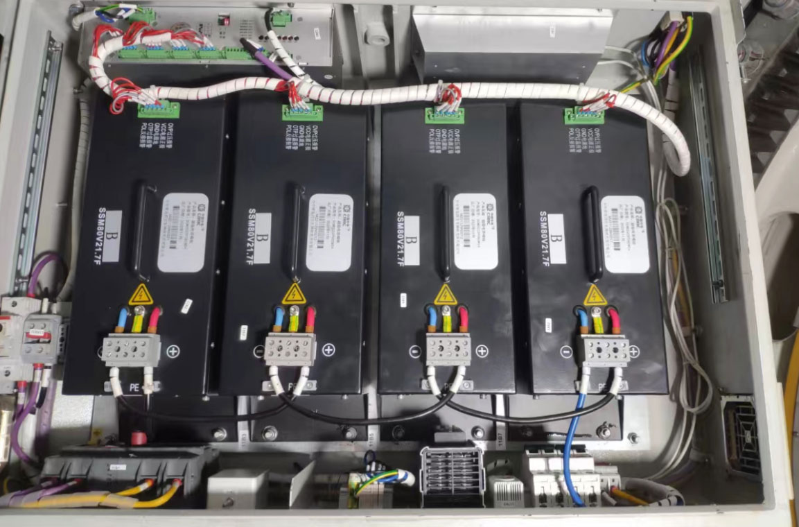 Supercapacitor charger